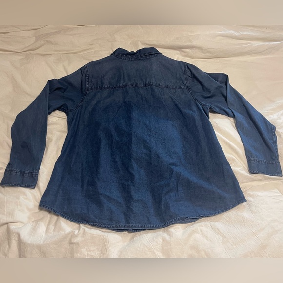 Torrid Button Up Shirt - Picture 4 of 5